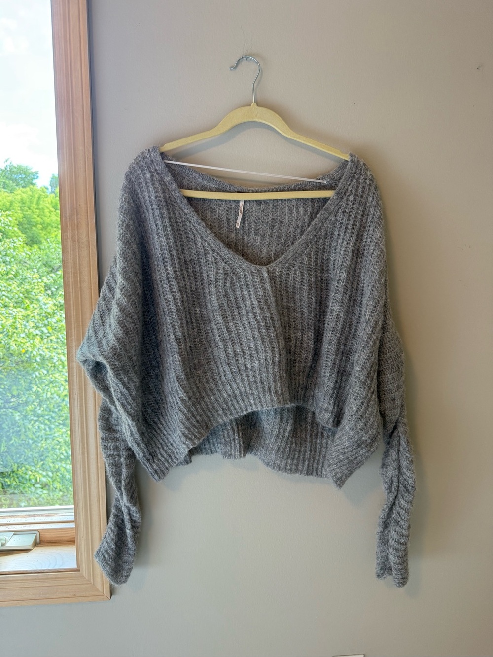 Free People Off-the-Shoulder Cropped Ribbed Sweater - Gray